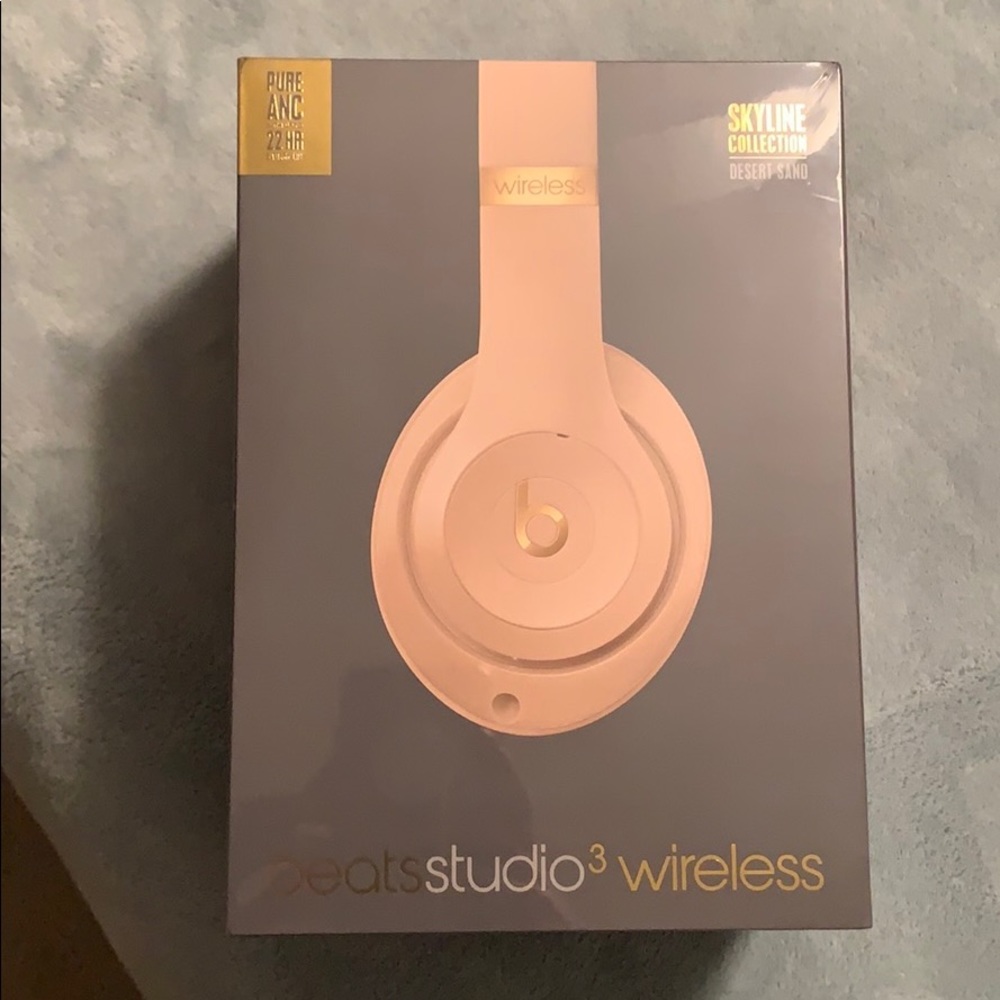 Beats studio 3 wireless headphones